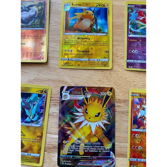 17 Pokémon Cards - Picture 8 of 8